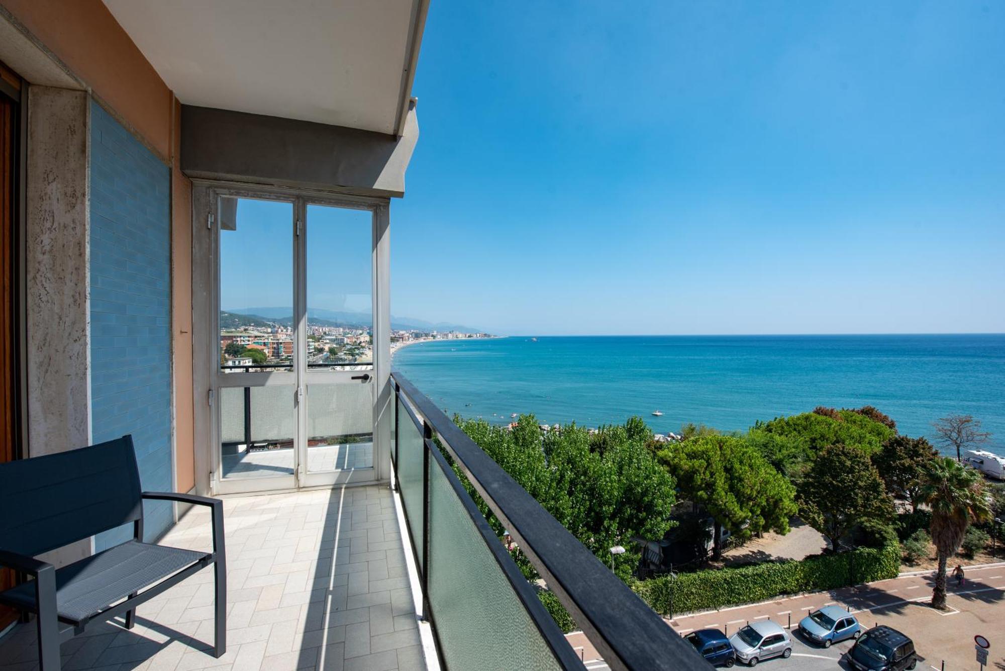 Apartamento You And The Sea Savona Exterior foto